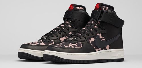 Zapatillas deportivas con estampado 'cameo' de la colección colaborativa Liberty London x Nike