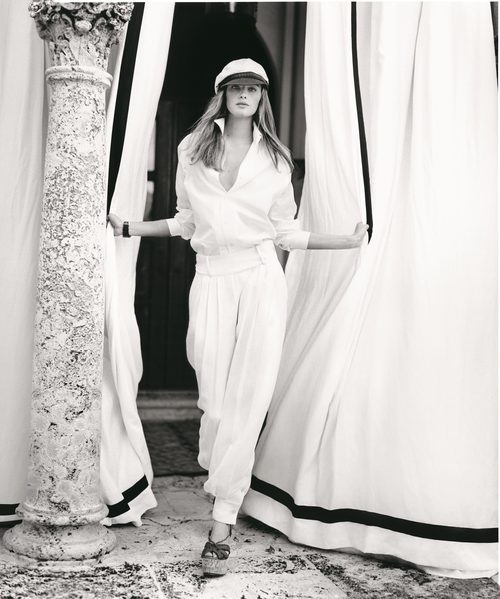 Blusa amplia y pantalones ajustados al tobillo de Ralph Lauren Collection 2016