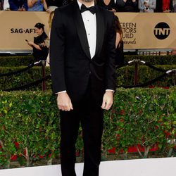 Joe Manganiello en la alfombra roja de los SAG 2016