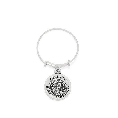 Anillo con charm Mano de Fátima plateado de Alex and Ani