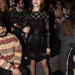 Úrsula Corberó en el desfile de Teresa Helbig en Madrid Fashion Week otoño/invierno 2016/2017