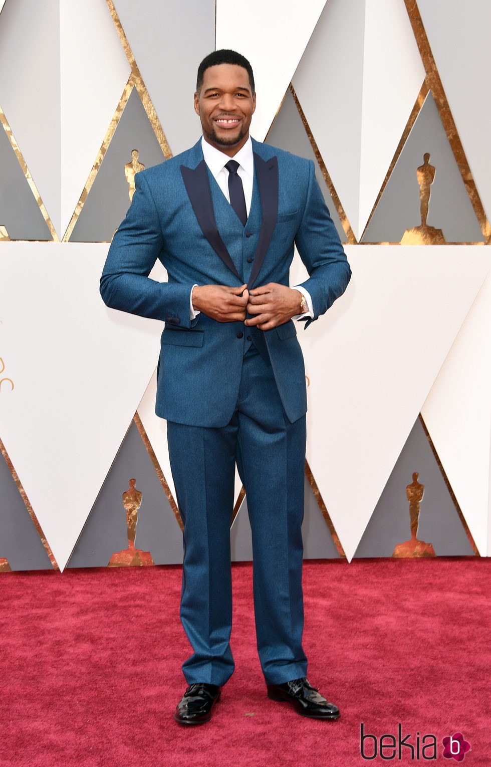 Michael Strahan en la alfombra roja de los Premios Oscar 2016