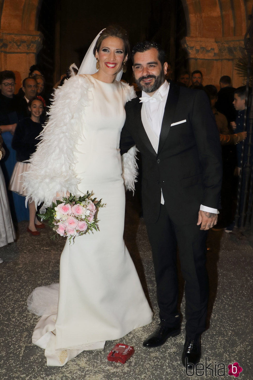 Jessica Cánovas 'La Flaka' y Junior Míguez el día de su boda con Sevilla