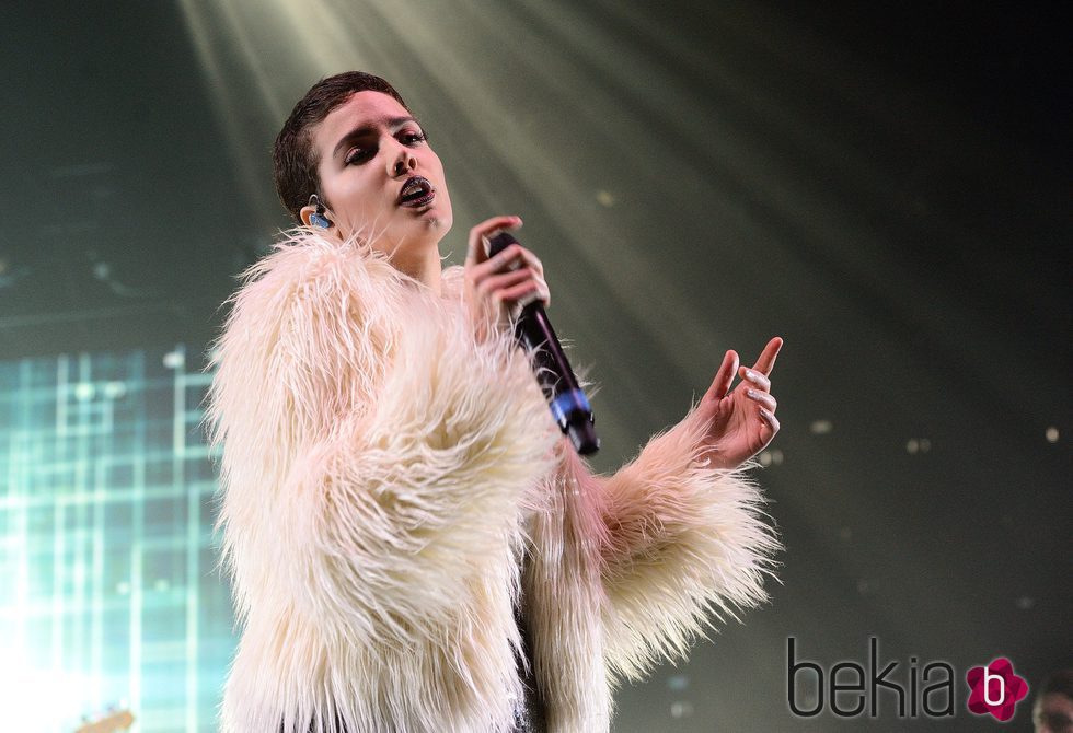 Halsey actuando en el O2 Academy Brixton de Londres 