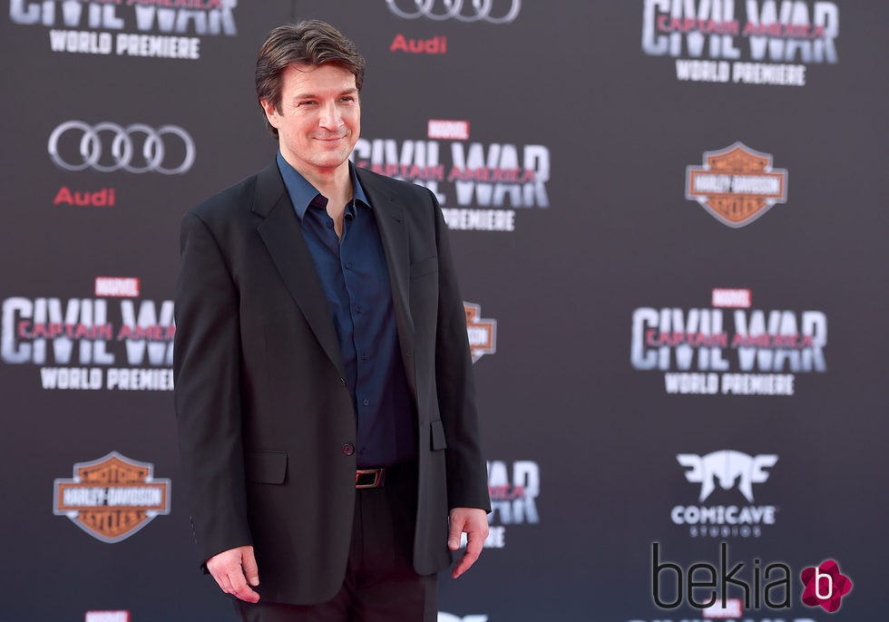 Nathan Fillion en el estreno de 'Capitán América: Civil War'