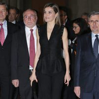 La Reina Letizia, muy sonriente en los Premios SM de Literatura Infantil y Juvenil