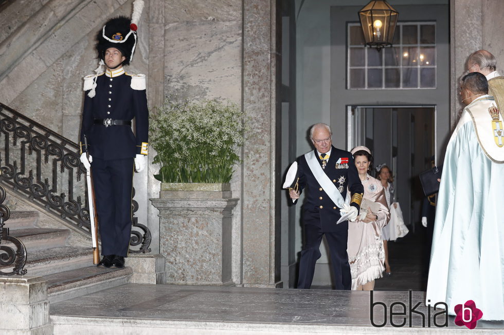 Carlos Gustavo y Silvia de Suecia en el bautizo de Ocar de Suecia