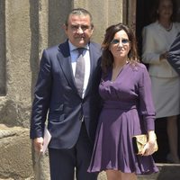 Jaime Martínez Bordiú y Marta Fernández durante la comunión de Eugenia de Borbón en Madrid