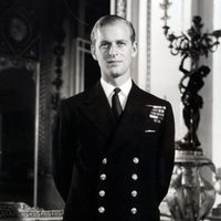 El Duque de Edimburgo vestido con el uniforme naval 