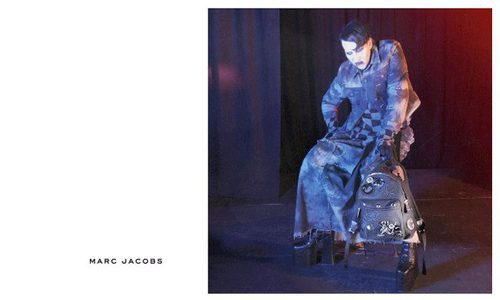 Marilyn Manson desfila para Marc Jacobs