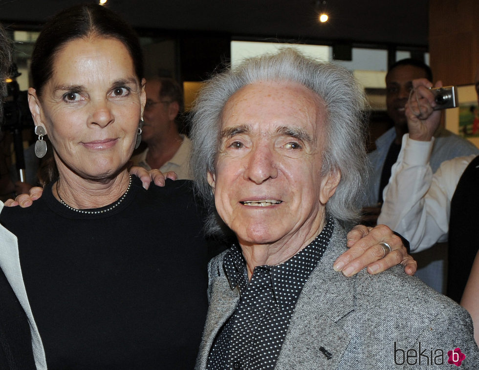 El director Arthur Hiller y la actriz Ali MacGraw