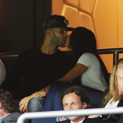 Jesé Rodríguez muy cariñoso con su novia Aura