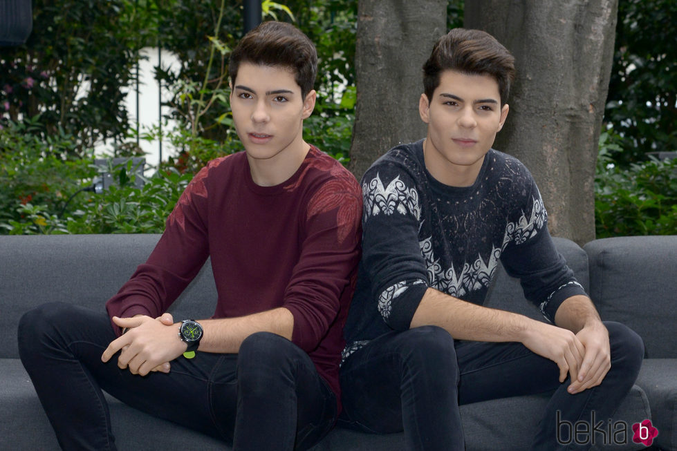 Gemeliers presentan el disco 'Mil y una noches' en Milán