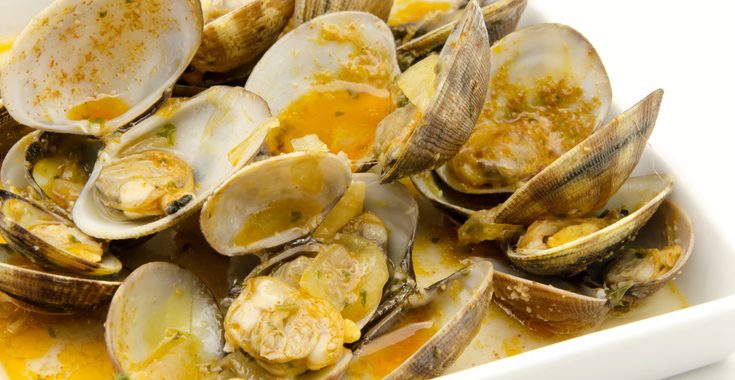 Almejas a la marinera