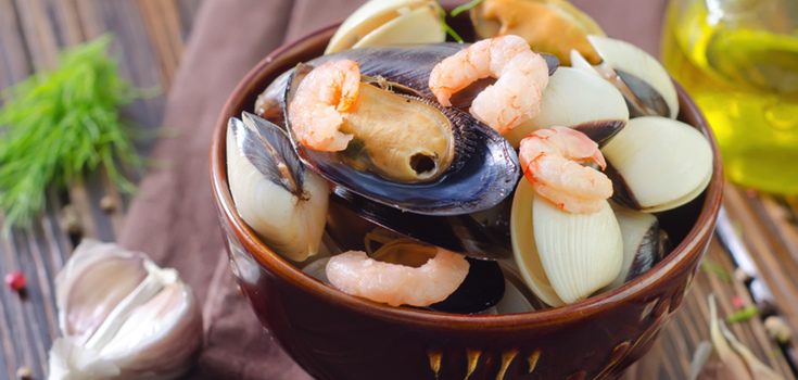 Además de langostinos también se pueden utilizar langostinos o almejas