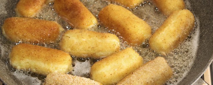 Croquetas friéndose