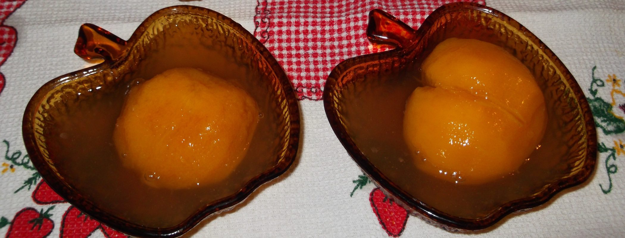 Postres de Navidad: Melocotones al cava