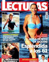 Rosa Benito, espléndida en bikini a los 61 años en la portada de Lecturas