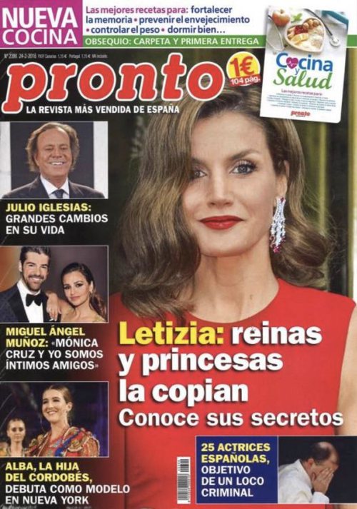 Los looks de la Reina Letizia, protagonistas de la revista Pronto