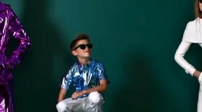 Romeo Beckham, inquieto protagonista de la colección primavera/verano 2013 de Burberry