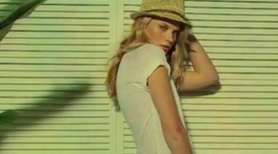 Anne Vyalitsyna, imagen de la colección primavera/verano 2013 de SuiteBlanco