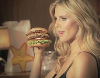 Cómo se hizo el anuncio de Heidi Klum y la hamburguesa para Carl's Jr.