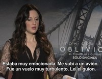 Entrevista exclusiva con la actriz de 'Oblivion' Andrea Riseborough