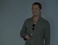 Aparición sorpresa de Brad Pitt para promocionar 'Guerra Mundial Z'