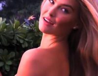 Bar Refaeli en el video promocional de Especially Escada