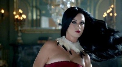 Spot de promoción de la fragancia 'Killer Queen' de Katy Perry