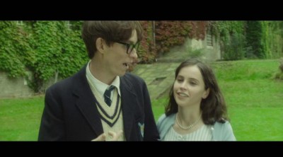 Clip exclusivo de 'La teoría del todo' con Eddie Redmayne y Felicity Jones