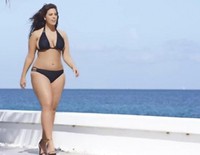 Swimsuits For All presenta su nueva campaña #CurvesInBikinis junto a Ashley Graham