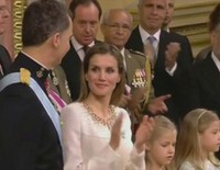 La Reina Letizia, entre las mejor vestidas del mundo junto a Taylor Swift y Rihanna