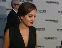 Hiba Abouk confirma que está enamorada en el estreno de 'Un día perfecto'