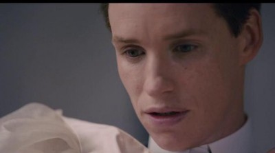 Eddie Redmayne se convierte en 'La chica danesa' de Tom Hooper