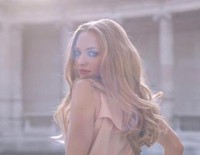 Amanda Seyfried presenta el perfume 'Live Irrésistible' de Givenchy