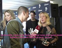 Ellie Goulding agradece el apoyo de sus fans españoles en los Premios 40 Principales