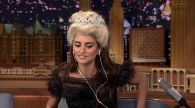 Penélope Cruz y Jimmy Fallon hacen un Dubsmash de 'Frozen' en 'The Tonight Show'