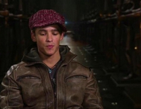 Entrevista exclusiva con Brenton Thwaites de 'Dioses de Egipto'