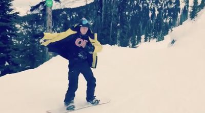 Brooklyn Beckham se rompe la clavícula mientras hace snow en Canadá