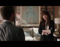 Christian Grey pregunta a Anna Steele por el cambio de apellido en este clip de 'Cincuenta sombras liberadas'