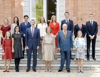 La complicada relación de la Familia Real Española y la Familia del Rey: cariño, tensiones y escándalos