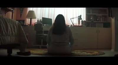 Trailer oficial de 'Súper empollonas'