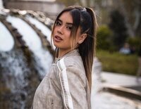 Julia Gonçalves: 