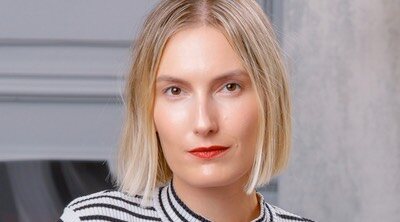 Beatriz Serrano: "Los Reyes Felipe y Letizia son muy majos y muy guapos. Deben estar acostumbrados a la gente no sepamos cómo actuar y hagamos idioteces ante ellos"